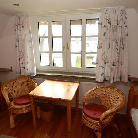 Holiday home Altes Backhaus Gross Zicker